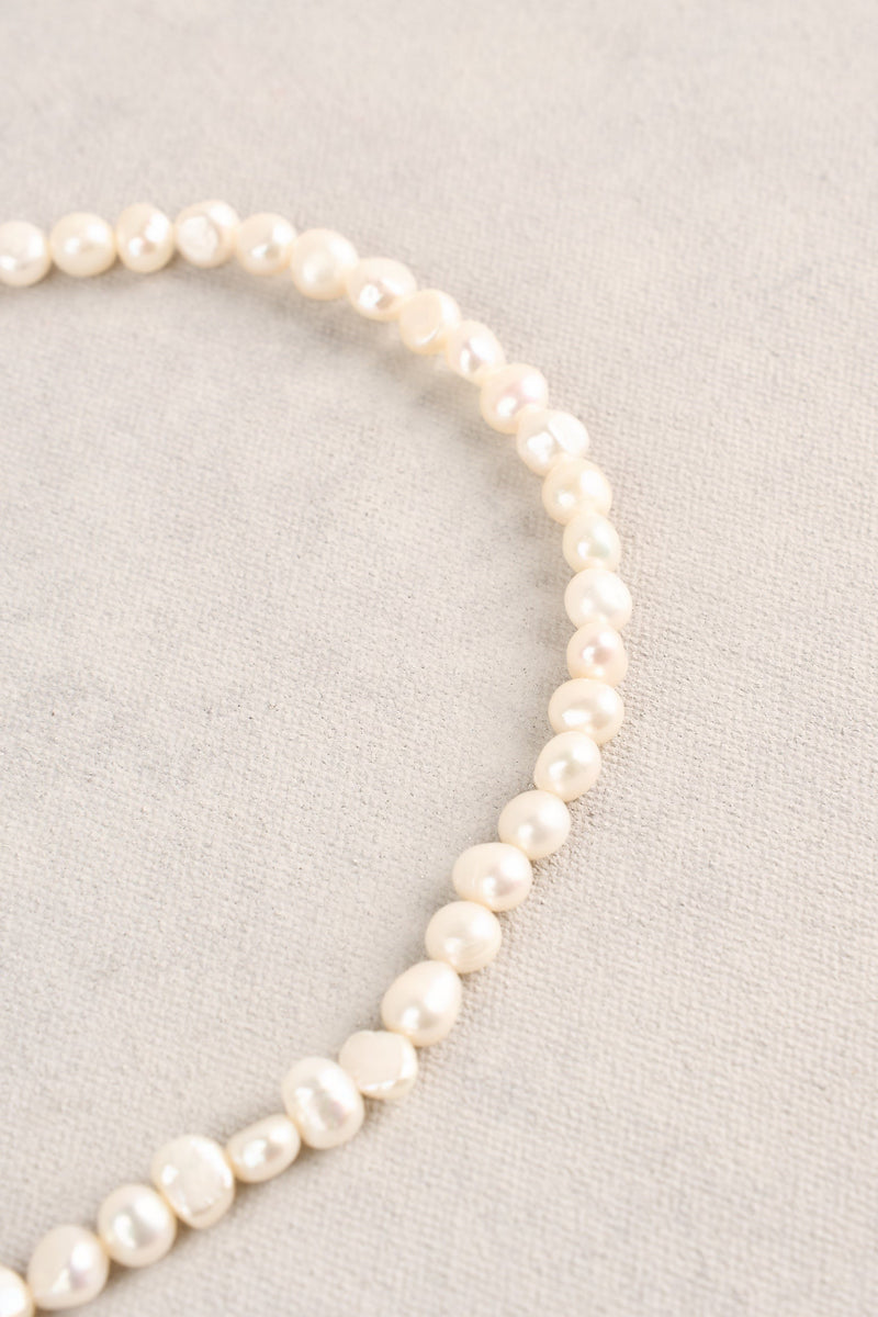 Butterfly Pearl Necklace - Gold