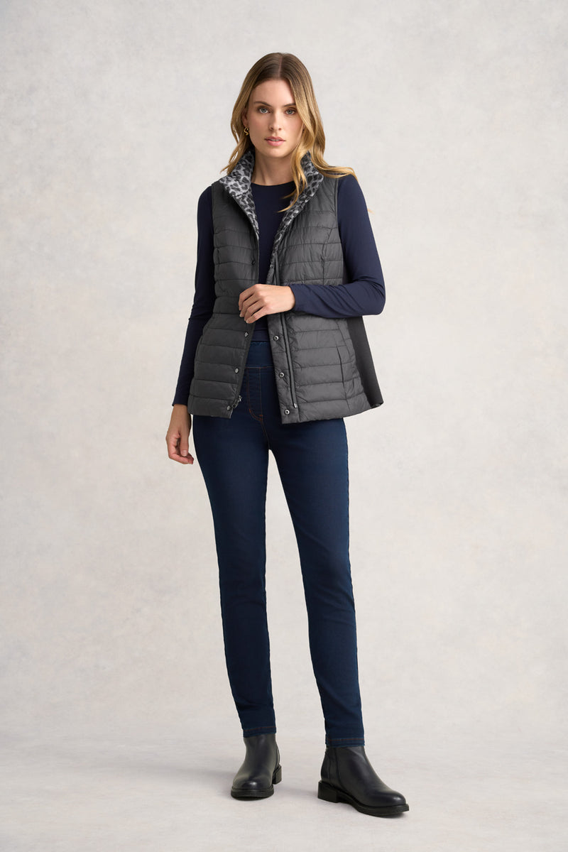 REVERSIBLE PUFFER VEST - BLACK LEOPARD