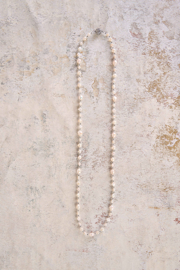 Belle Pearl Necklace