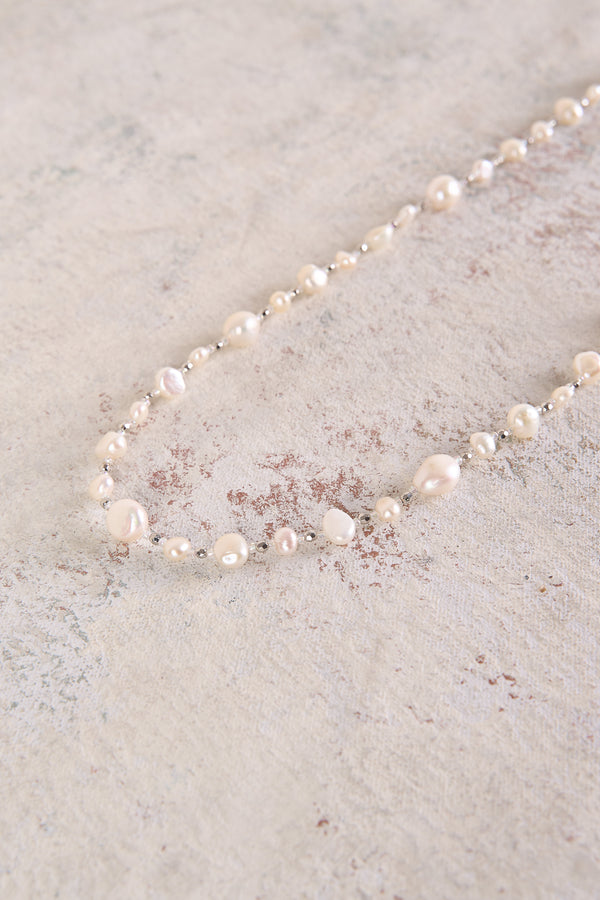 Belle Pearl Necklace