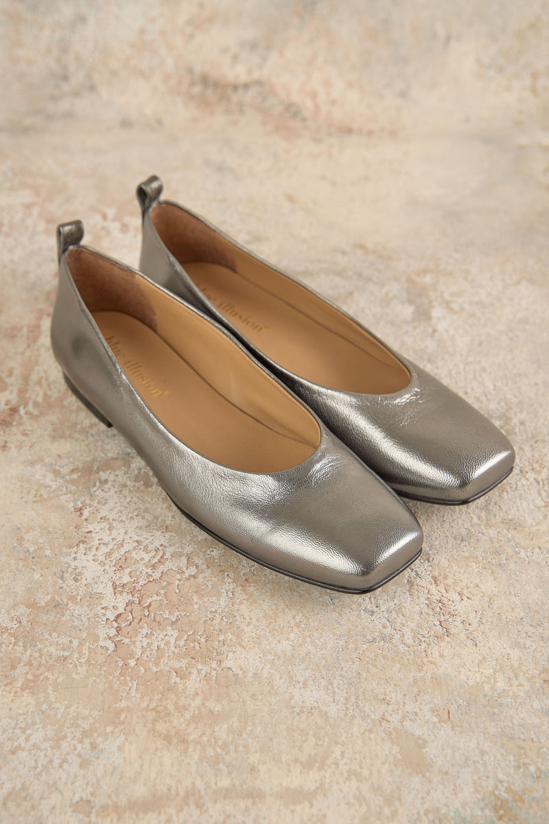 Metallic Ballerina Flat - Platinum