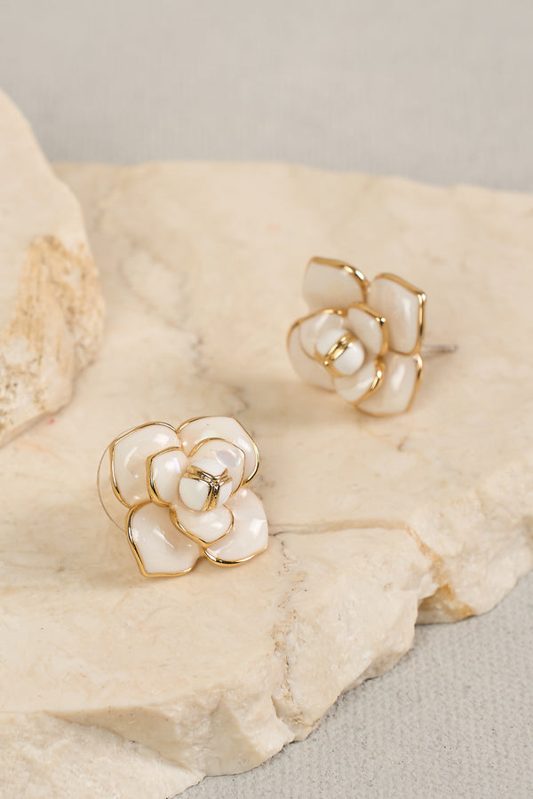 FLORAL STUD EARRINGS - WHITE