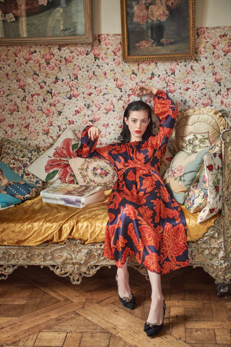 Paris photoshoot, Boulevard Saint-Germain, Silk Tie Waist Dress