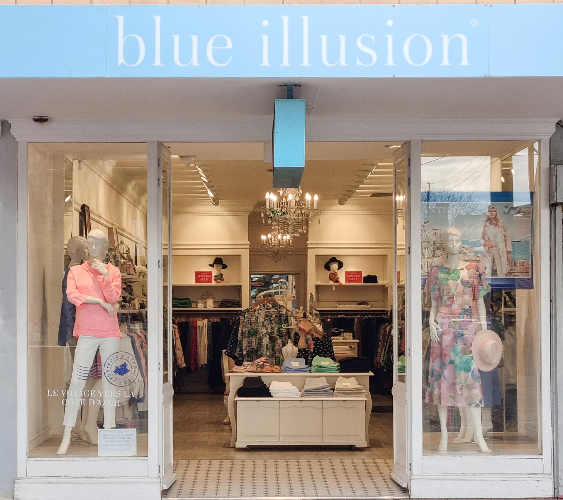 Glenelg Boutique – Blue Illusion
