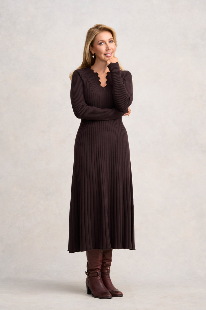 GRADUATED RIB WOOL DRESS - CHOCOLATE