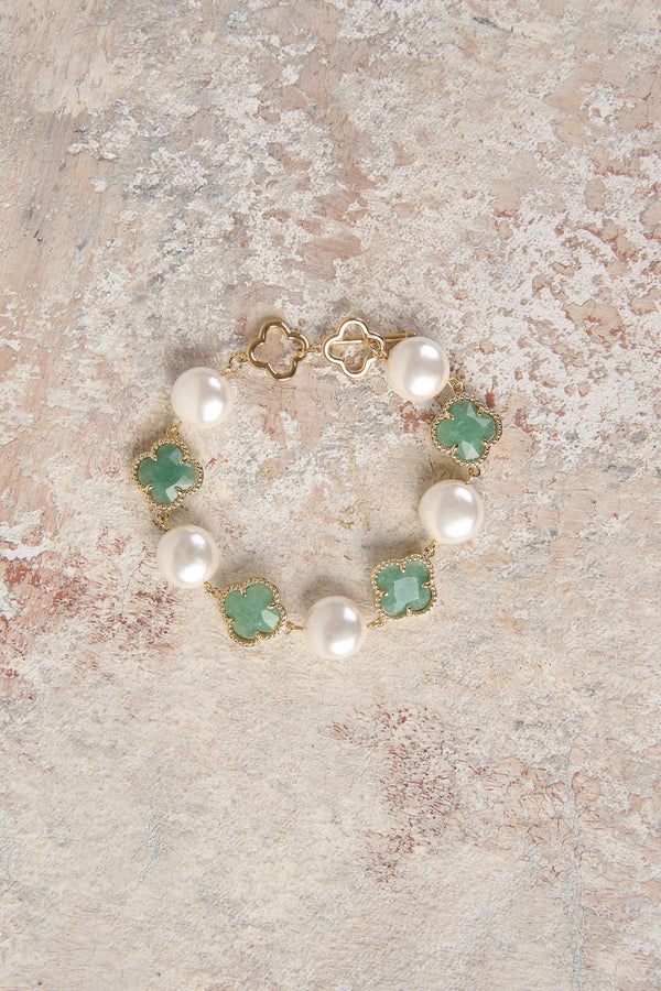 Clover Pearl Bracelet