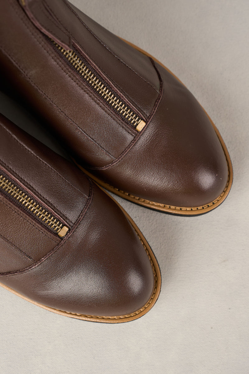 Ella Zip Front Boot - Chocolate