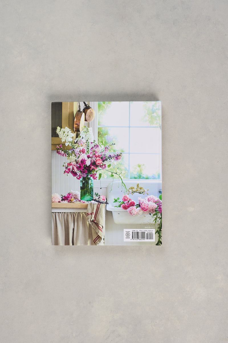 French Country Cottage In Bloom Book - MULTICOLOUR
