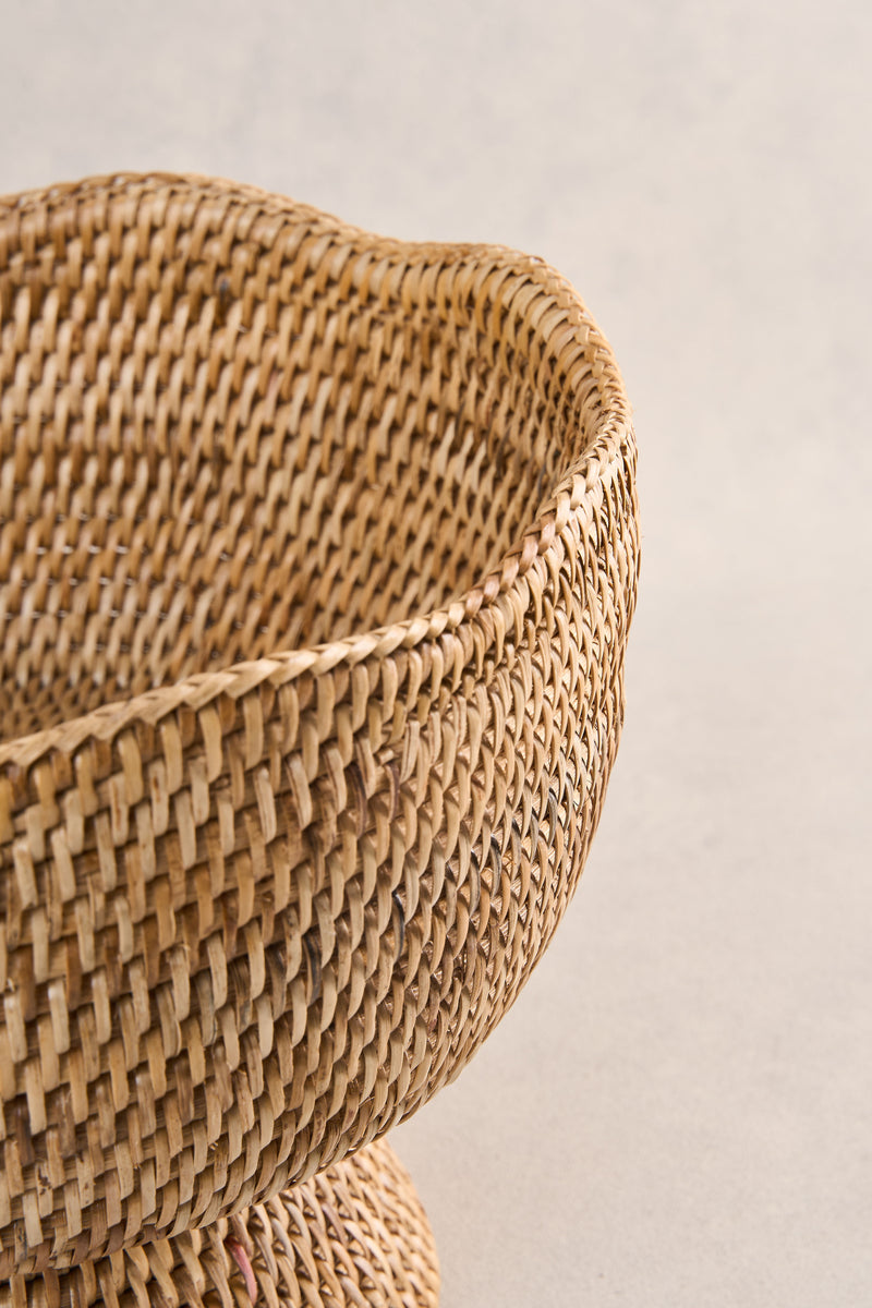 Scalloped Ratton Bowl on Stand