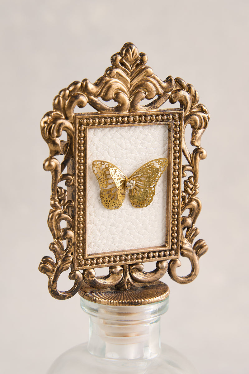 Pandora Bottle With Frame