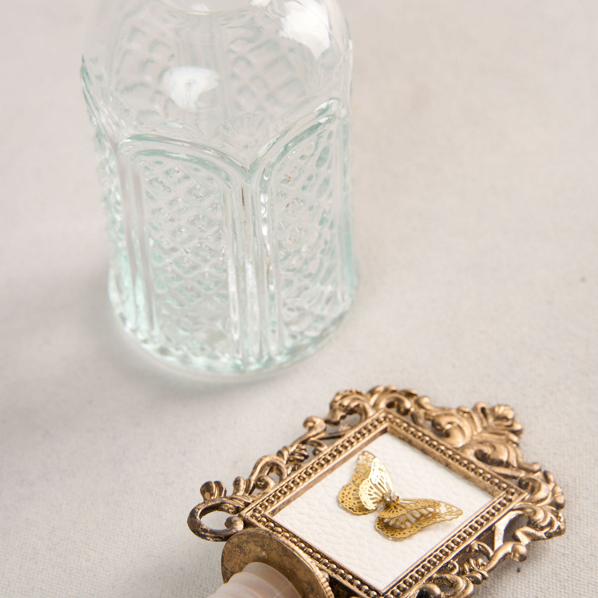 Pandora Bottle With Frame – Blue Illusion