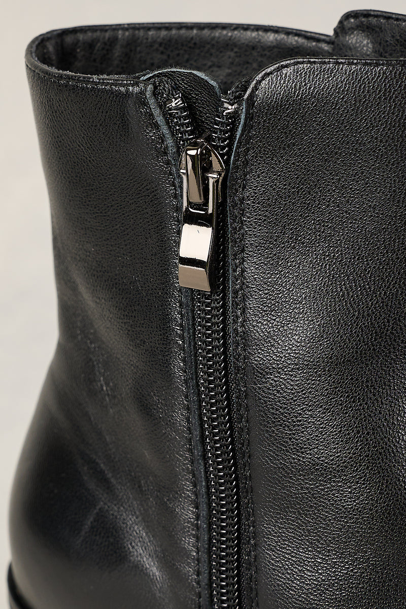 JOLIE PEARL HEEL BOOT - BLACK 