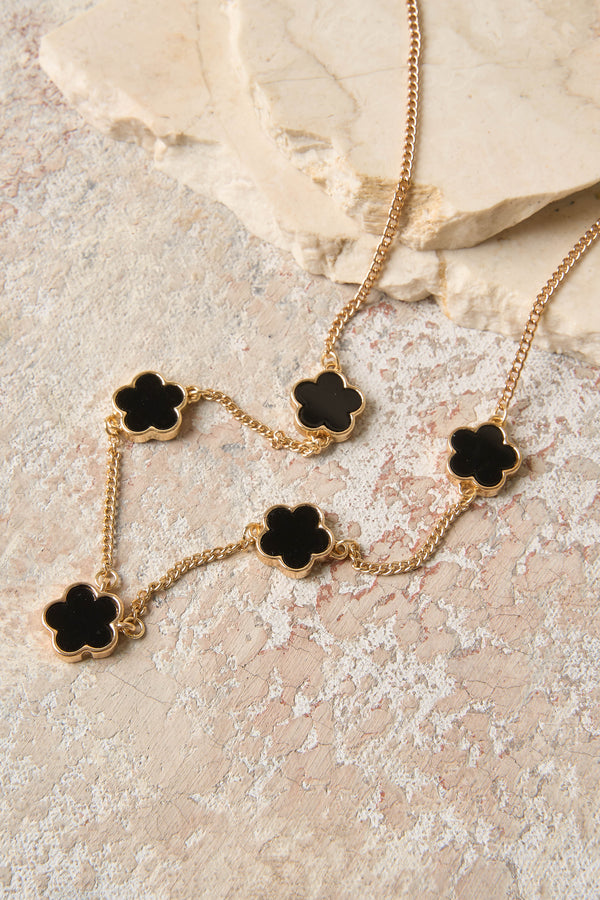 Noir Clover Pendant Necklace