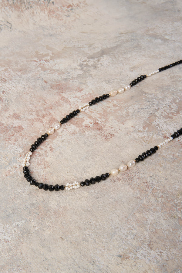 Noir Pearl & Bead Necklace