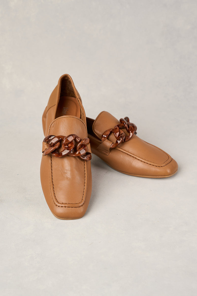 Resin Chain Trim Loafer - Tan