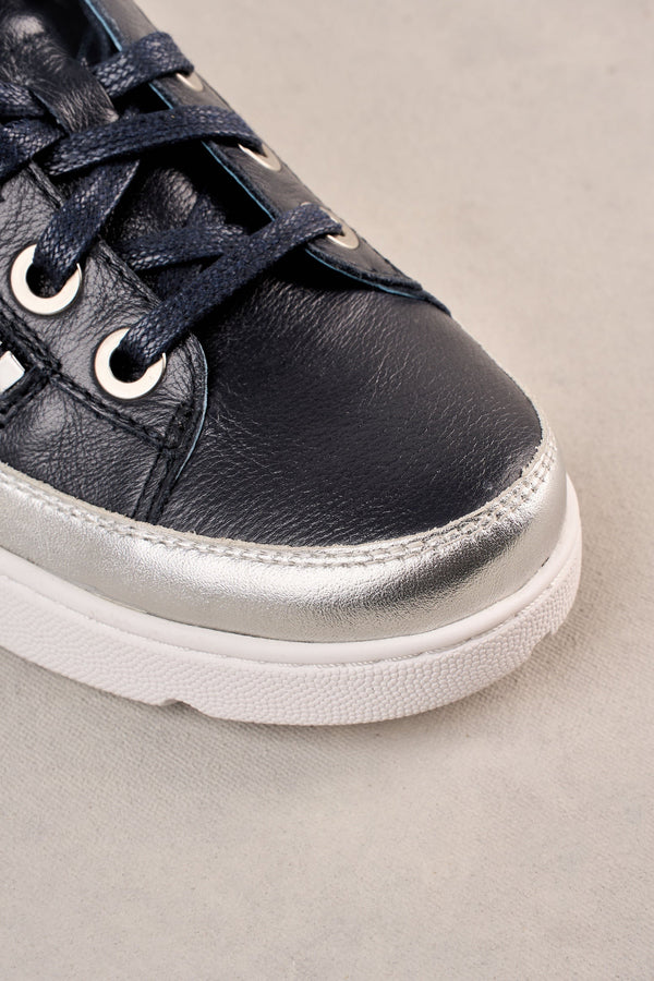 Talina Sneaker - Ink