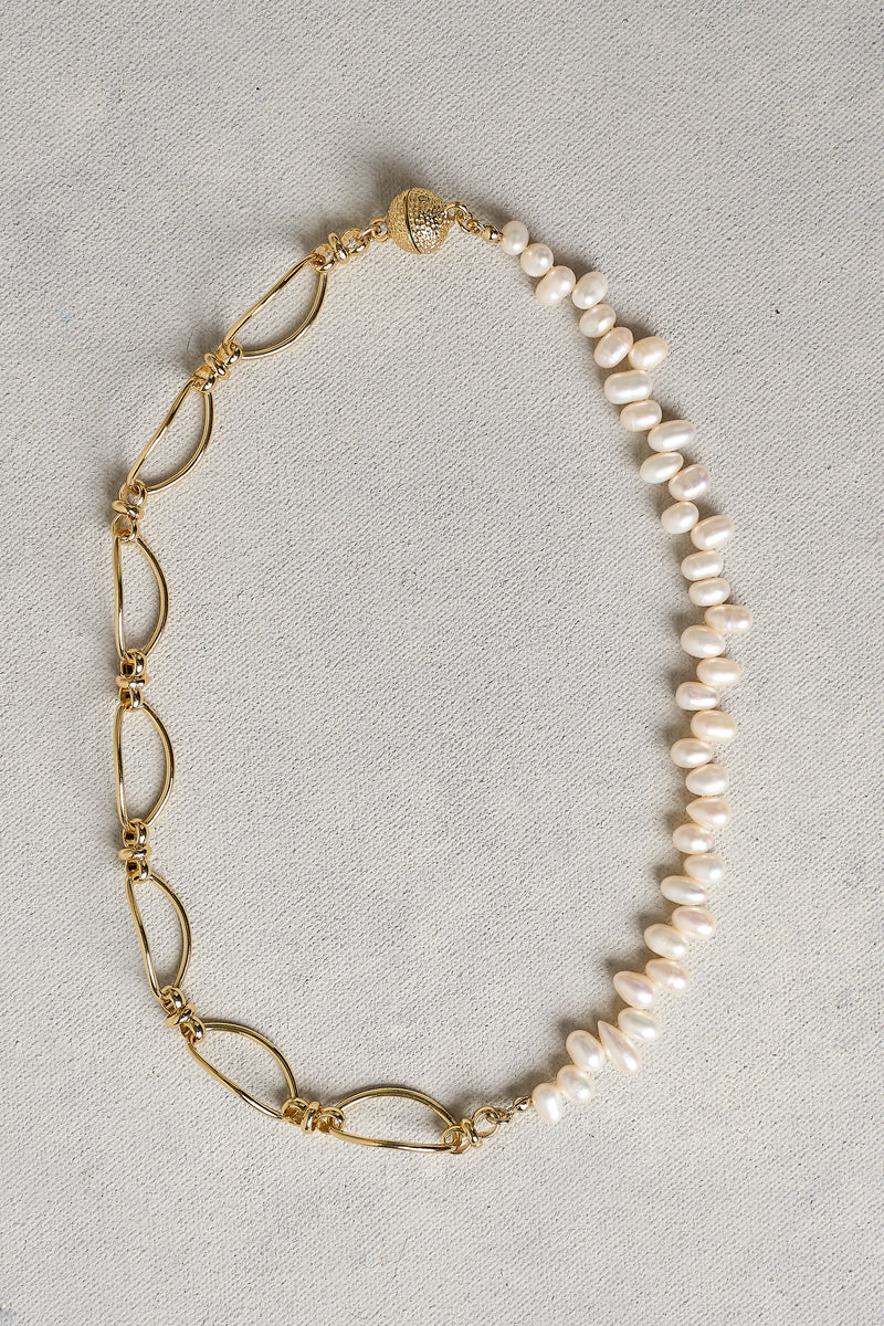 Spliced Pearl Necklace - Gold