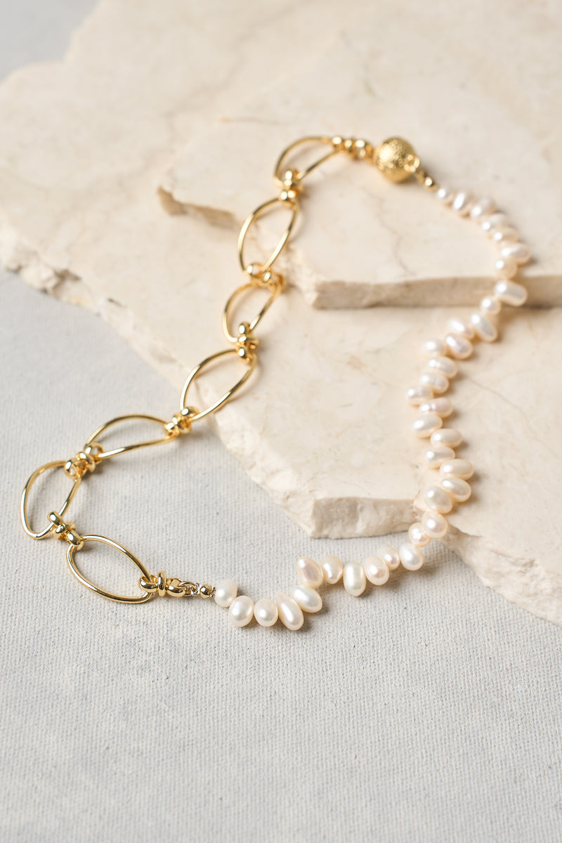 Spliced Pearl Necklace - Gold