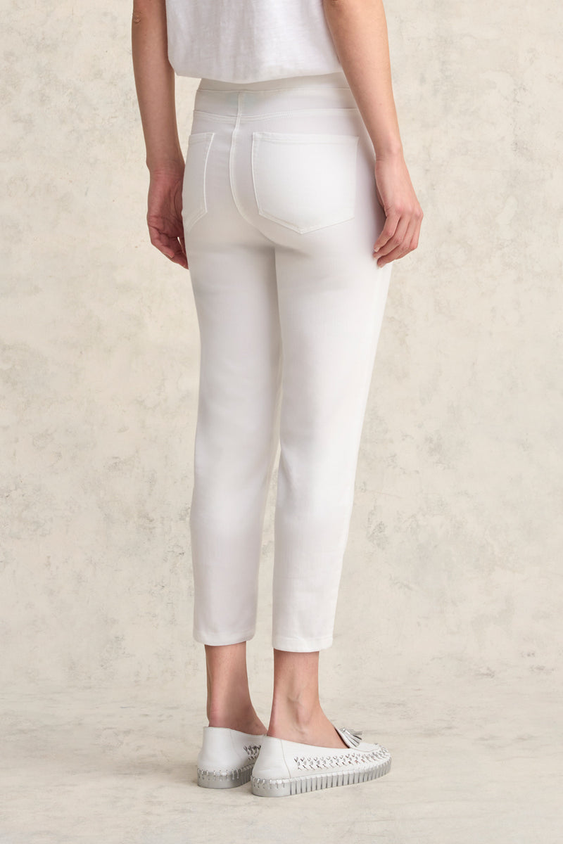 Bengajean Three Quarter Slim Leg - White