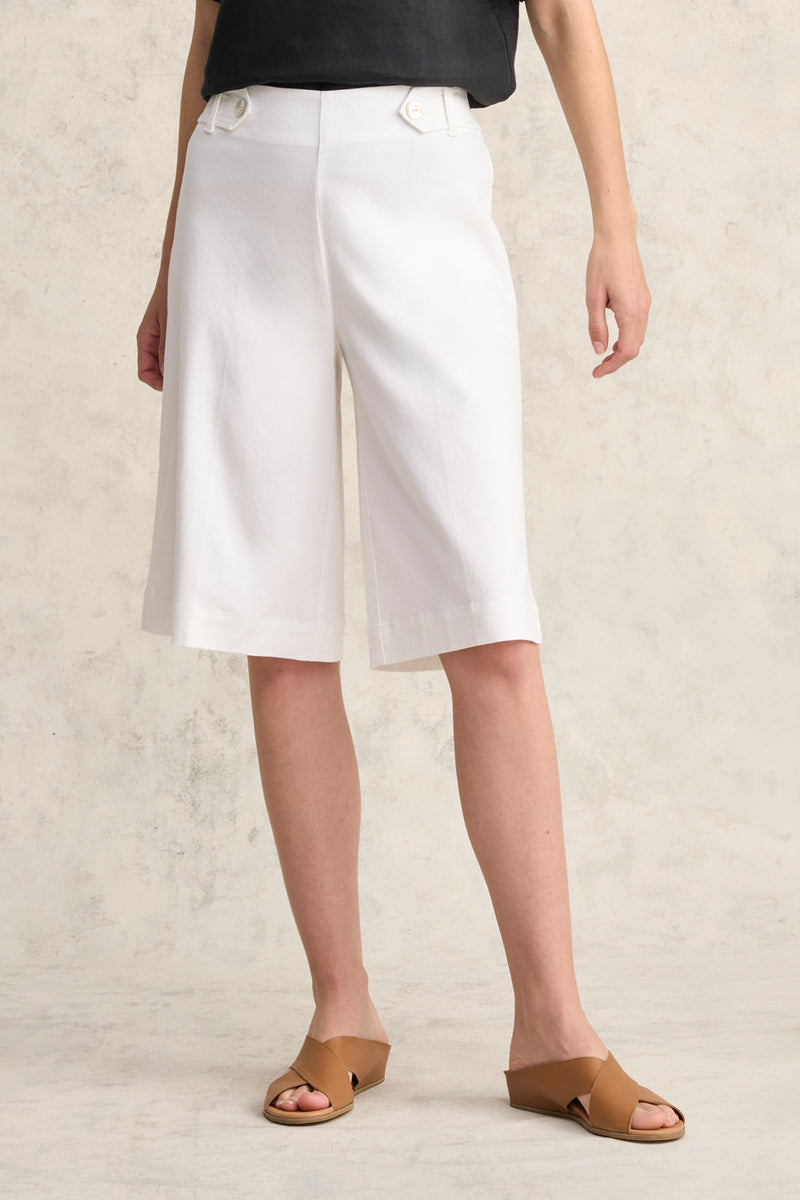 Waist Tab Linen Short - White