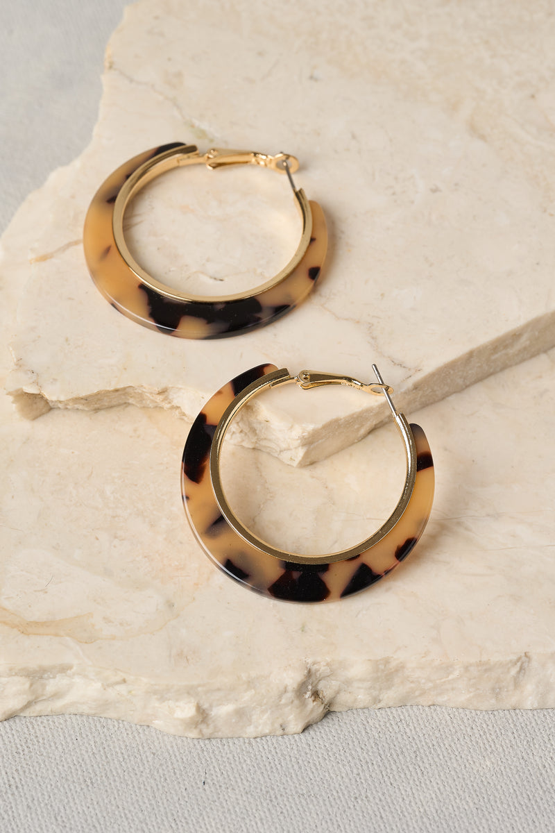TORTOISE RESIN HOOPS - BROWN NATURAL AND GOLD 
