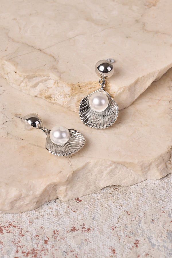 Venus Shell Earrings