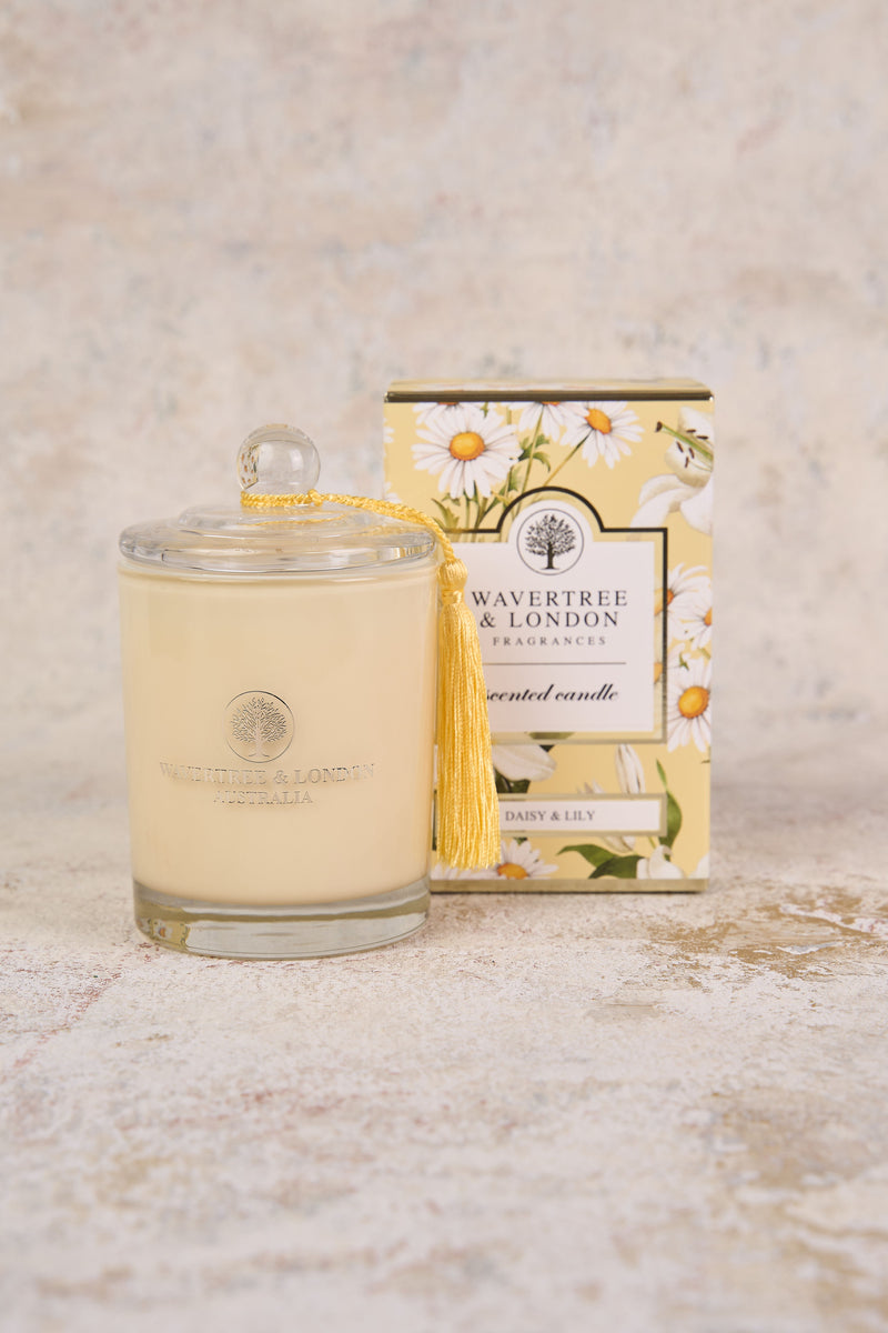 Wavertree Daisy and Lily Candle