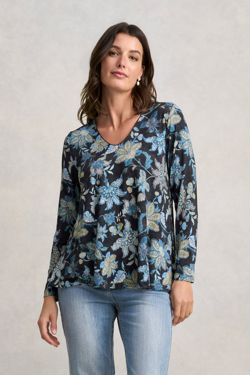 V-Neck Relaxed T-Shirt - Floral Chintz Print