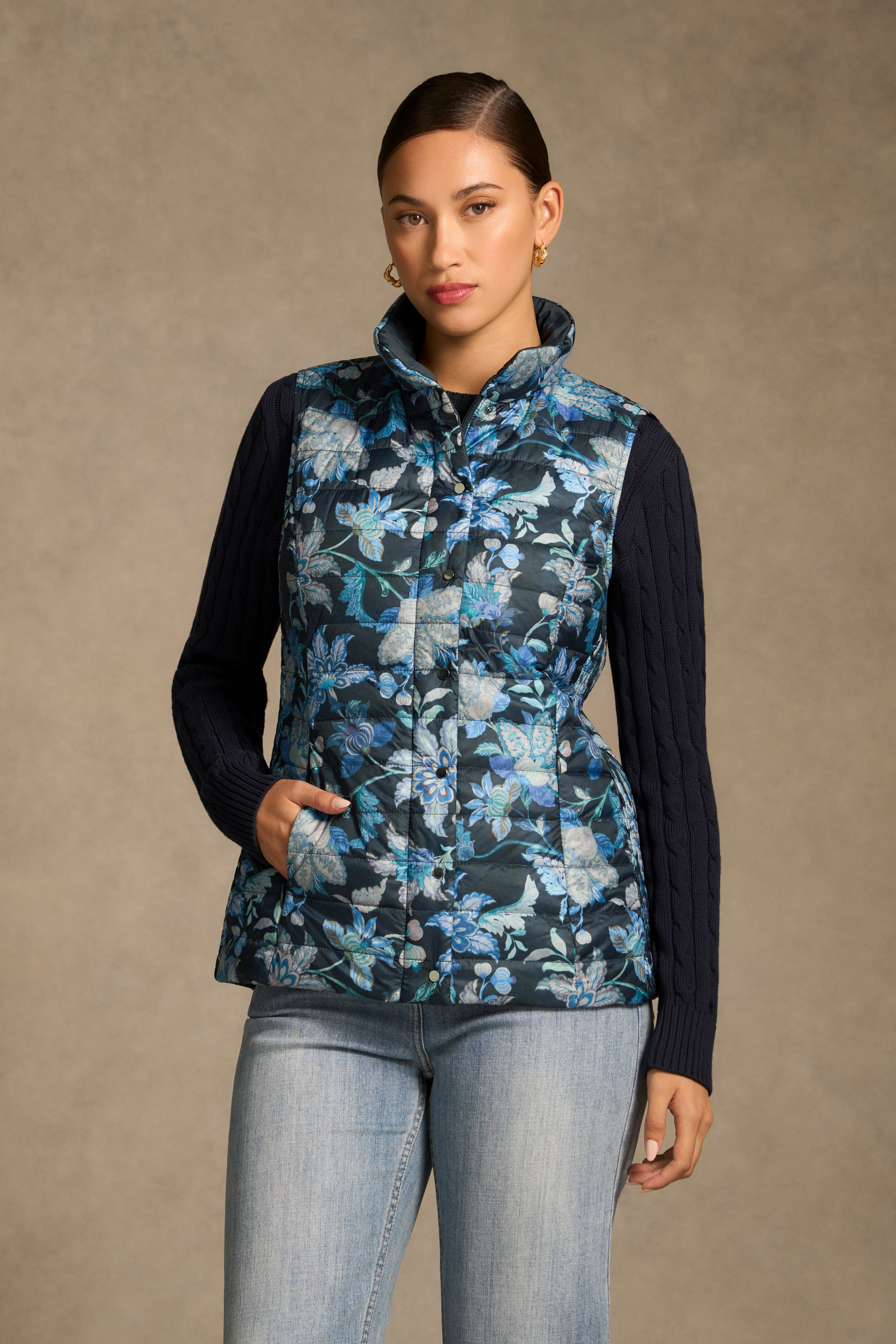 Quilted Reversible Puffer Vest - Floral Chintz Print – Blue Illusion
