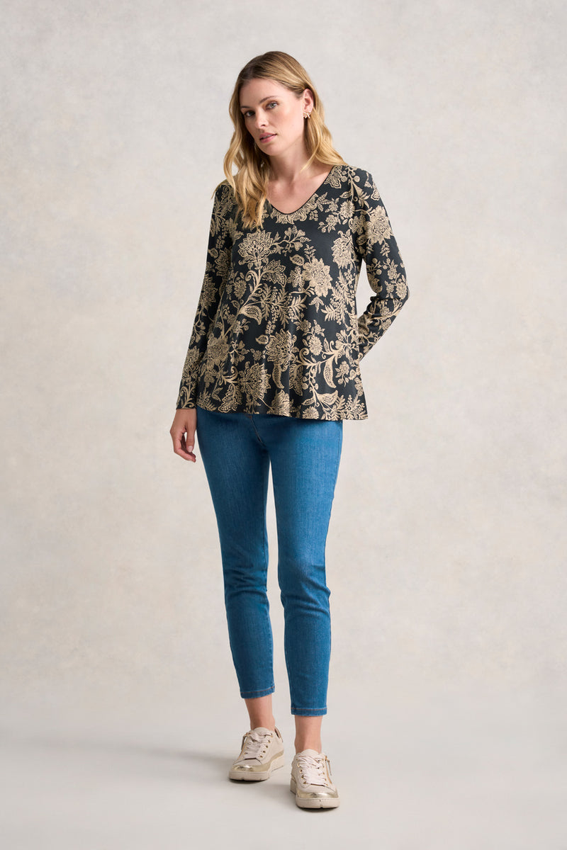 SCOOP NECK RELAXED T-SHIRT - BLACK/STONE PAISLEY