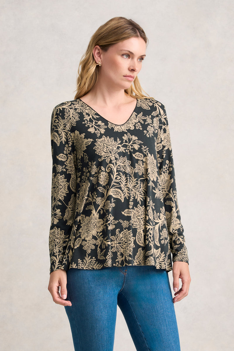SCOOP NECK RELAXED T-SHIRT - BLACK/STONE PAISLEY