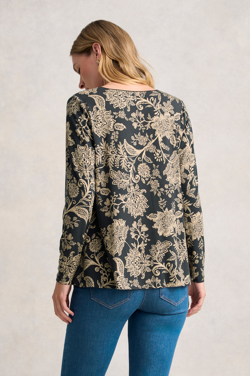 SCOOP NECK RELAXED T-SHIRT - BLACK/STONE PAISLEY