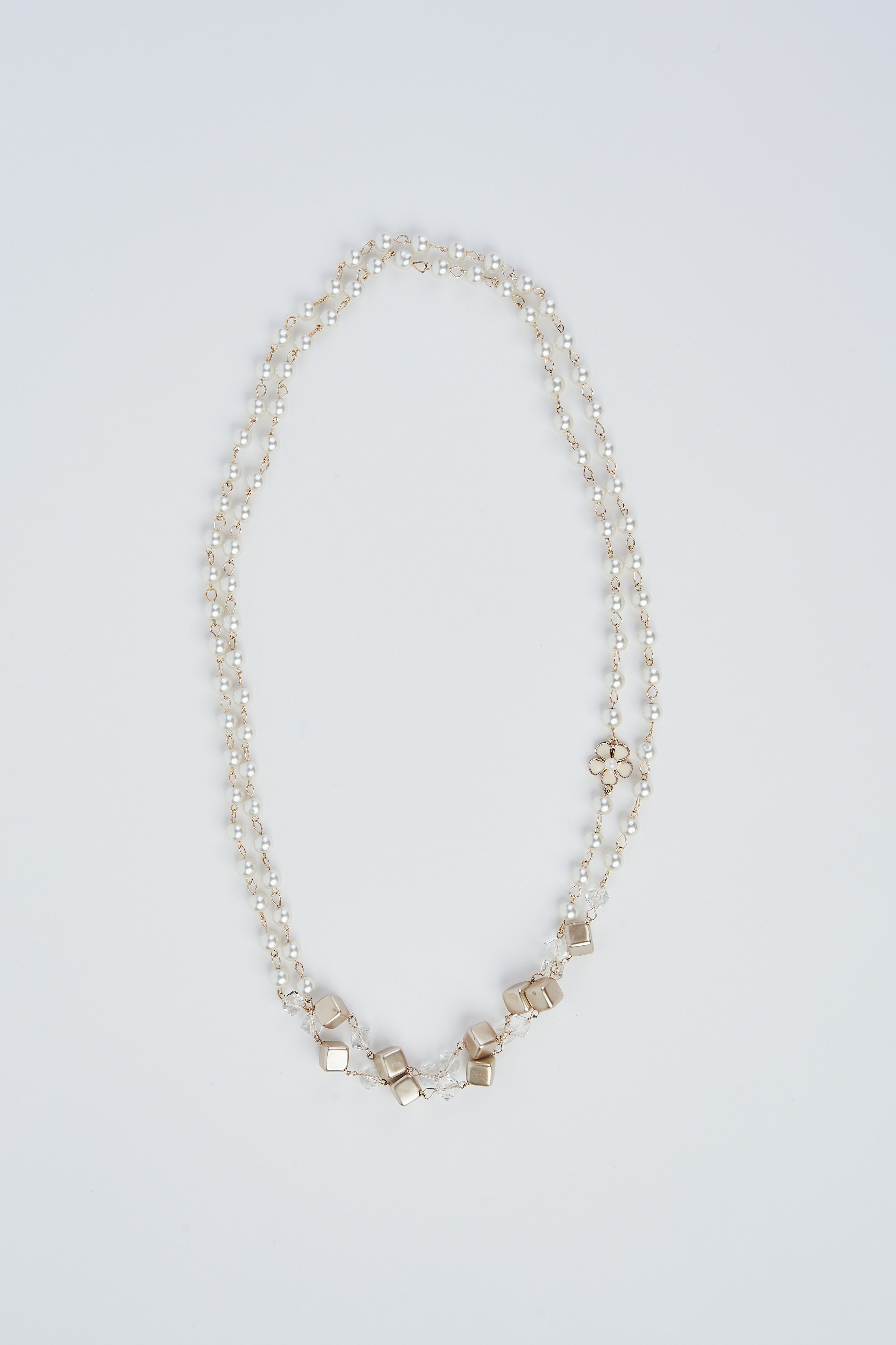 Chanel layered clearance pearl necklace